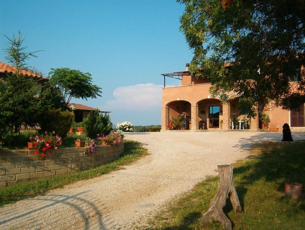 Agriturismo Marruchetone Vecchio Manciano Εξωτερικό φωτογραφία
